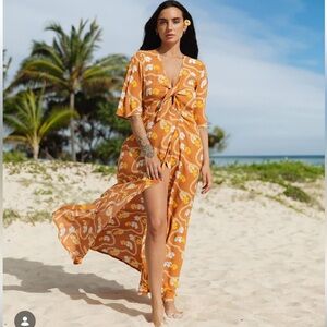 Fighting Eel Ava Sky Maeva Maxi Dress XS Puskenikeni Sunstone